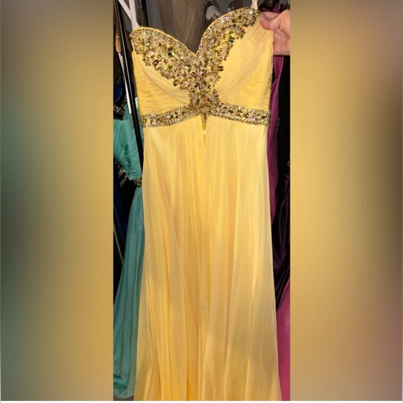 Tony Bowls - Picture 5 of 8